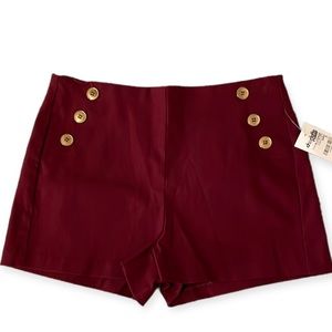 NWT. High Waist Women’s Shorts. Dark red. Small